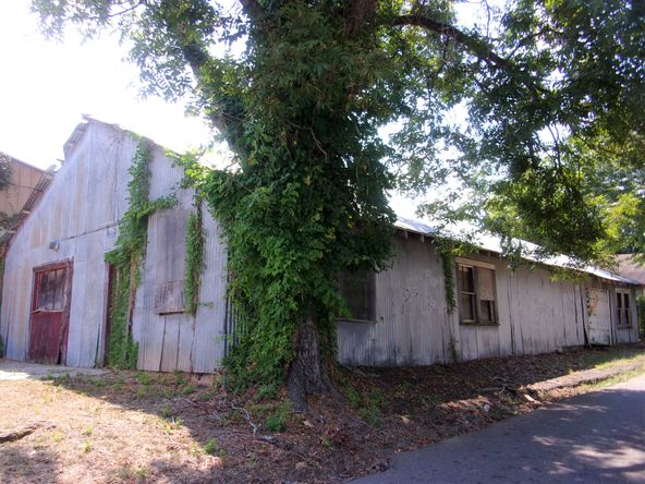 200 S Mill St, Henderson, TX 75654